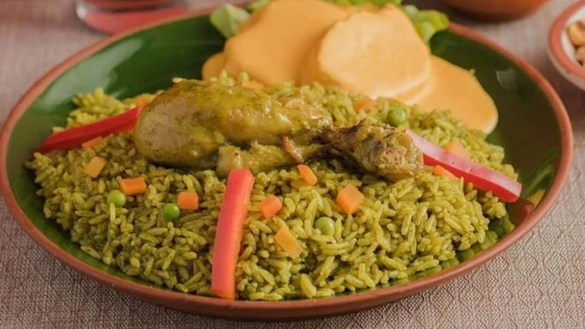 Arroz con Pollo