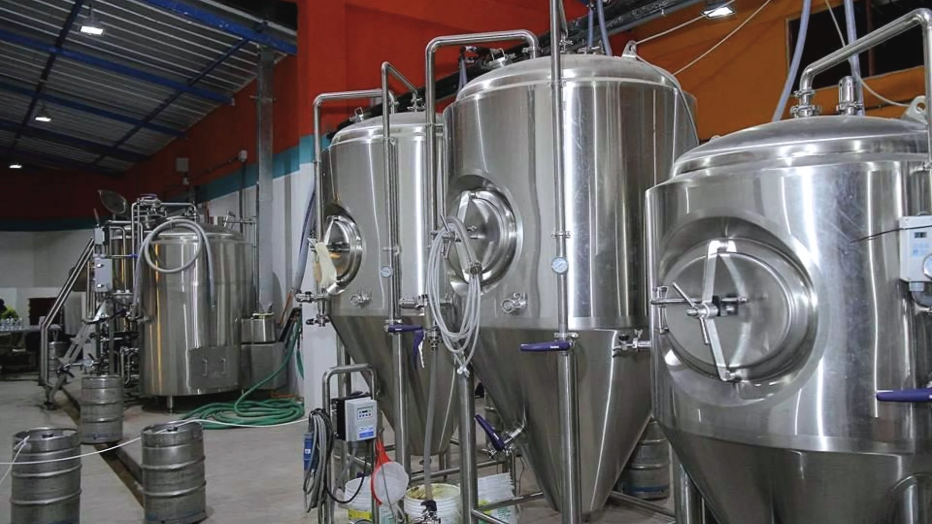 Artisanal beer production in Cusco
