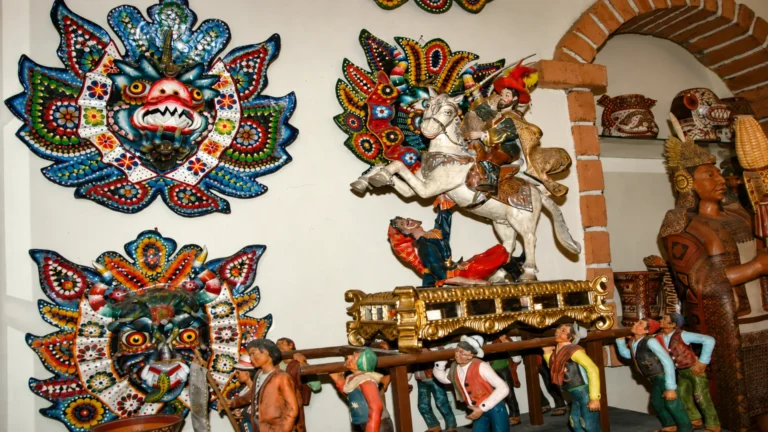 Talleres de artesanía y galerías de artesanía del barrio de San Blas