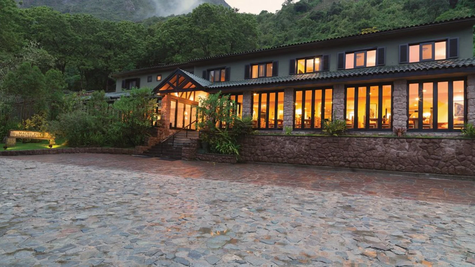 Sanctuary Lodge, A Sanctuary Lodge, A Belmond HotelBelmond Hotel