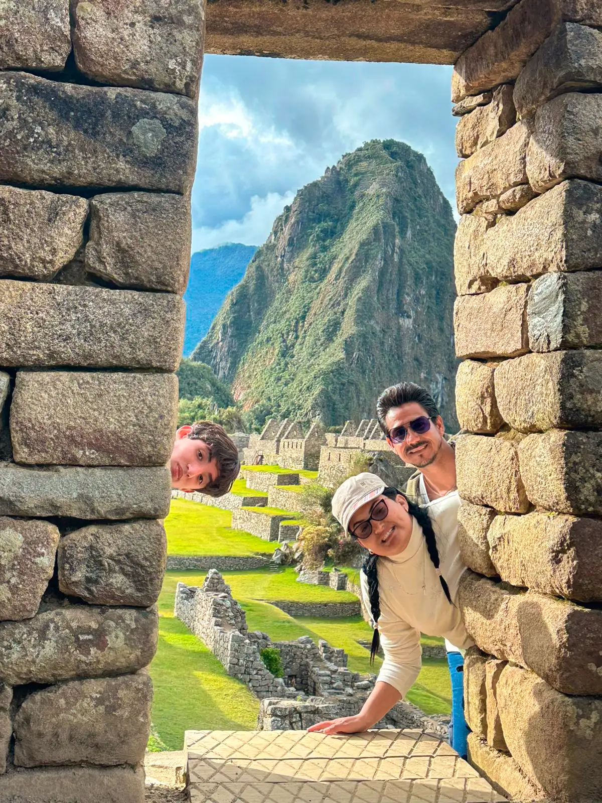 Viajeros en Machu Picchu