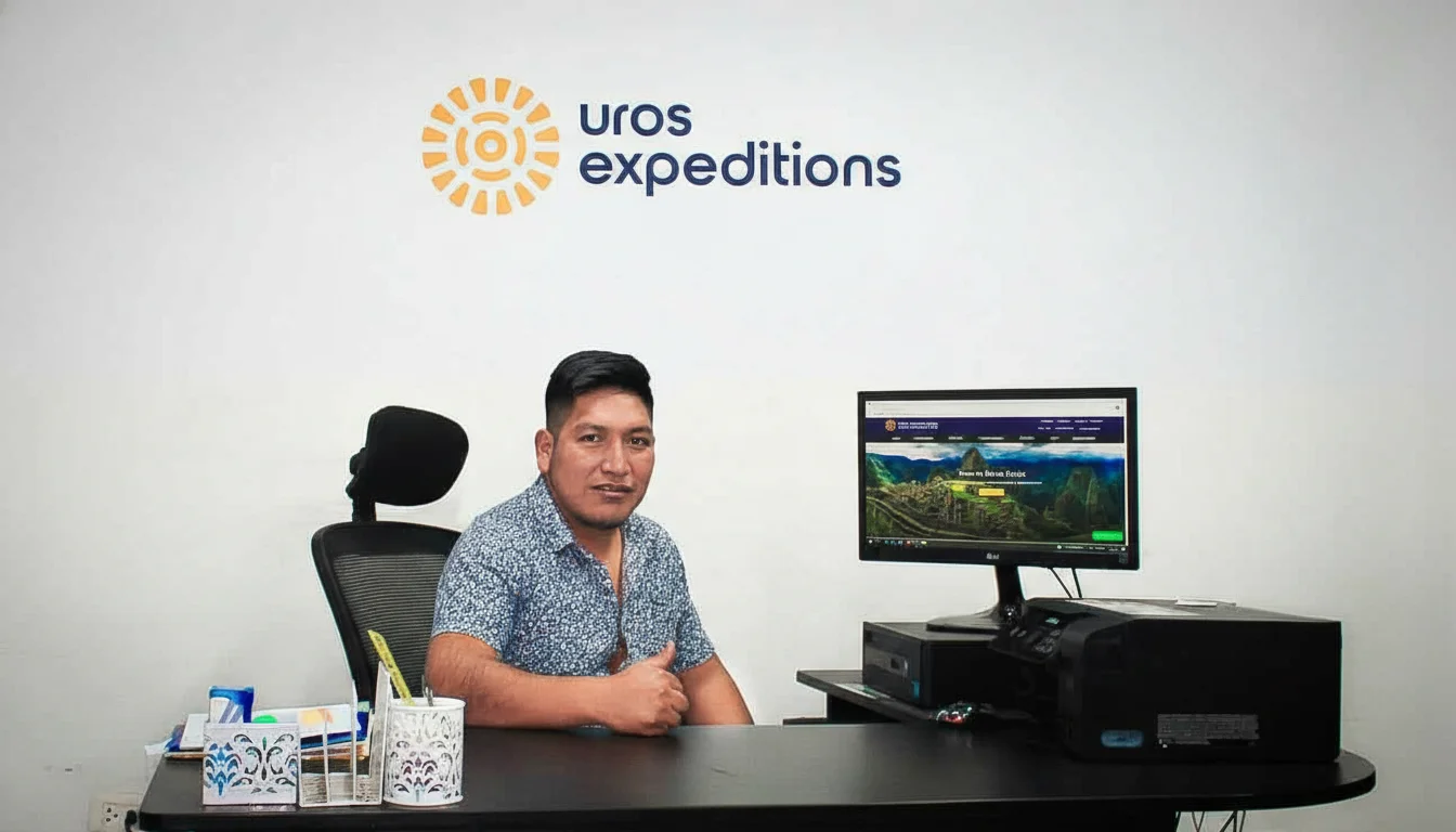 Fundador Wilber uros expeditions