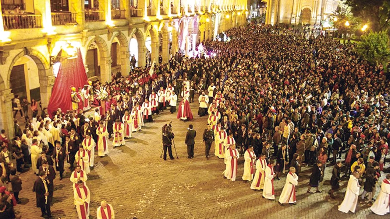 Holy Week in Arequipa, Peru