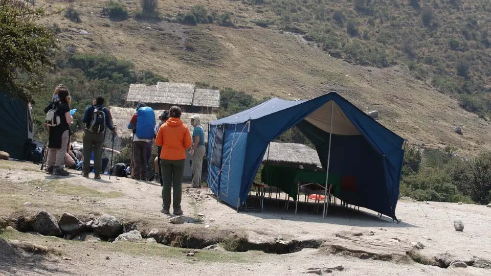 Segundo control de SERNAP en Lluyuchapampa durante el Camino Inca a Machu Picchu
