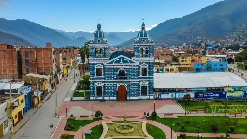 Vista de la iglesia de Huánuco Perú 
