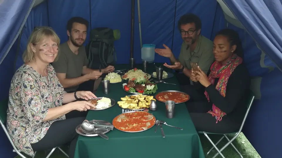 Tourists enjoying lunch during the Inca Trail