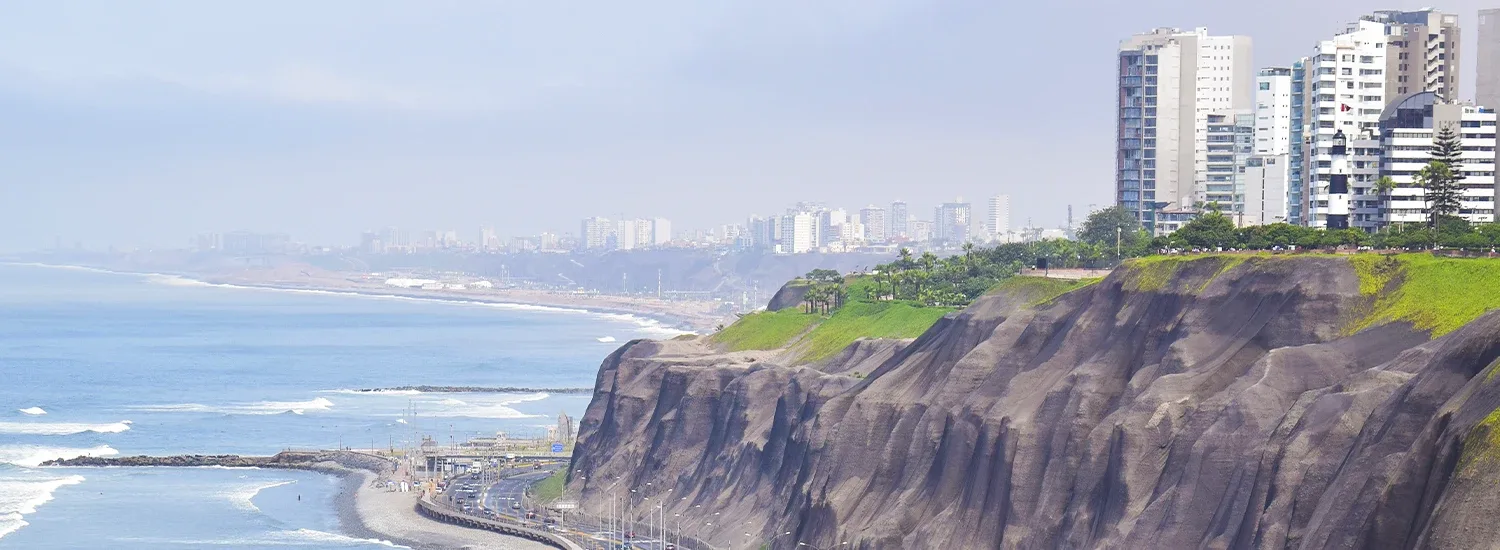 Complete tour from Lima to Cusco exploring Peru’s main cultural and historical destinations.