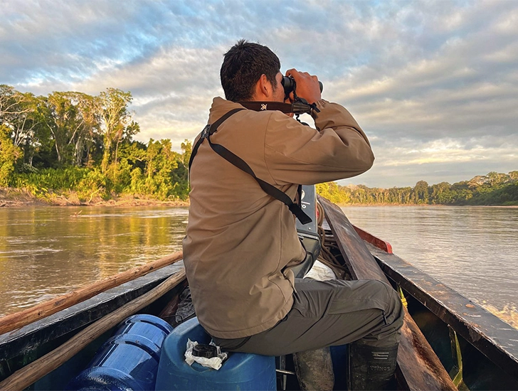 Manu National Reserve 3-day tour with Uros Expeditions, exploring the Peruvian Amazon rainforest with rich wildlife and stunning natural scenery