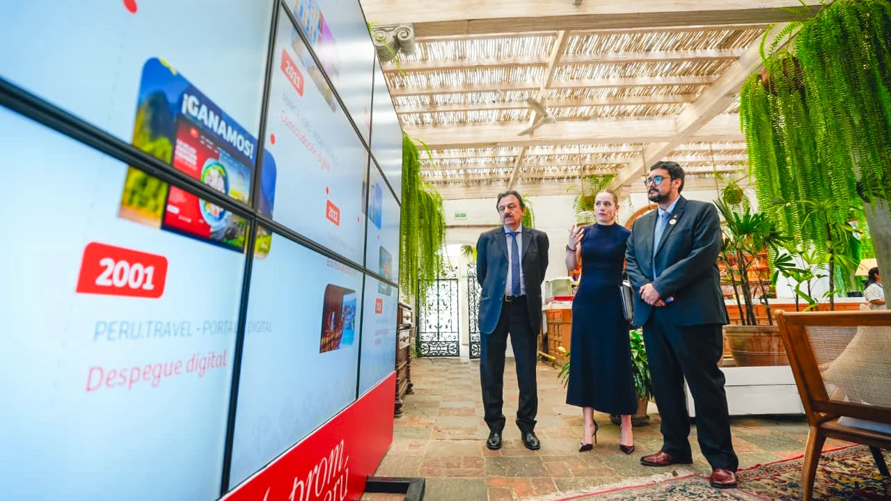 Asistente virtual con inteligencia artificial de MINCETUR para planificar viajes al Perú