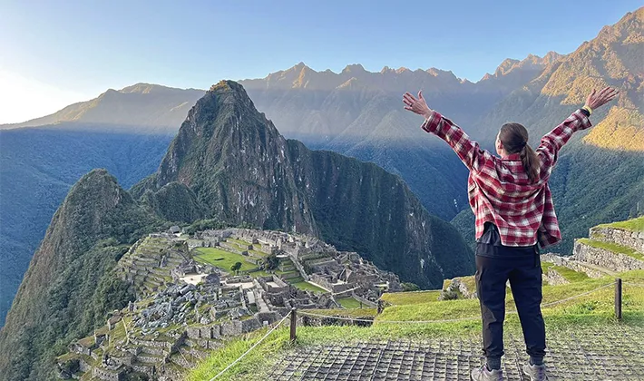 Panoramic view of the Short Inca Trail to Machu Picchu with Uros Expeditions, scenic hike featuring mountains and Inca pathways