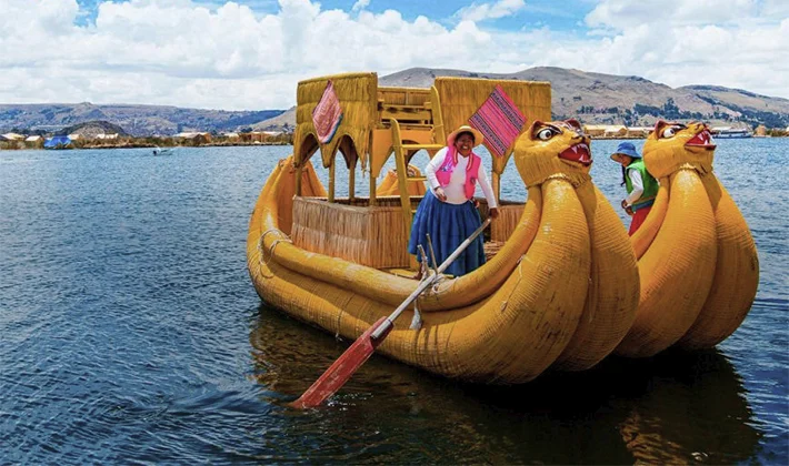 Tour Islas Flotantes de los Uros – descubre comunidades únicas y sus islas hechas a base de totora