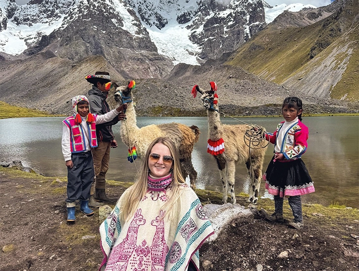 Ausangate Trek 5 days with Uros Expeditions, hiking through turquoise lagoons and sacred mountains of Cusco